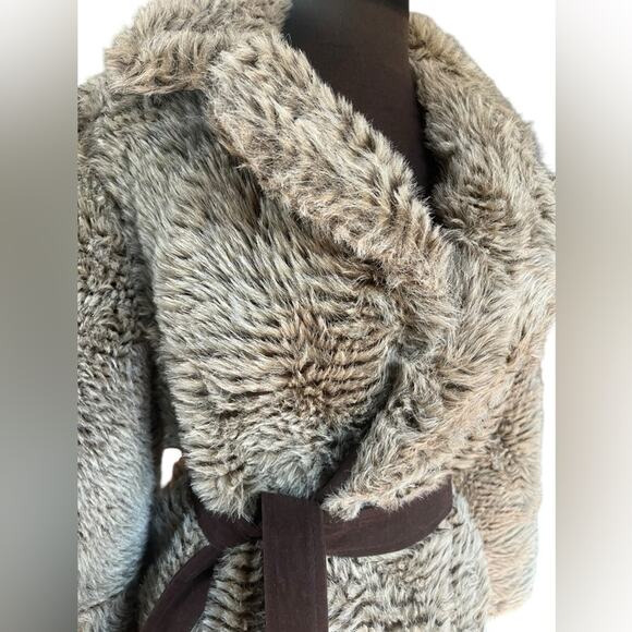 Vtg Faux Fur Old Money Mobwife Boho Glam Elegant Timeless Tie Belt  Coat M - Picture 3 of 8